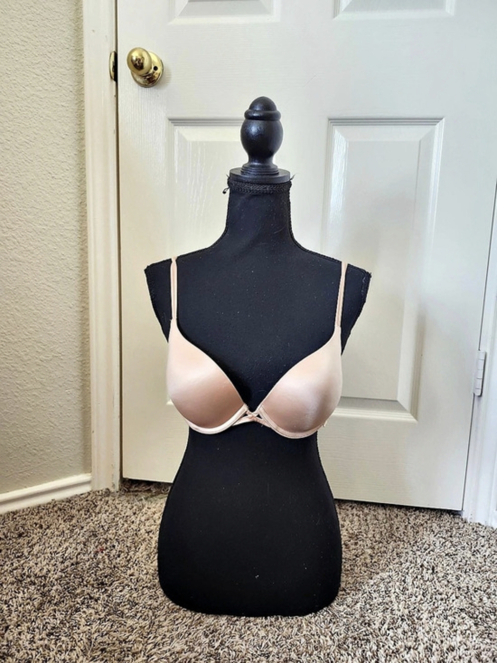 Victoria's Secret Smooth Push-Up Bra Pink 36B